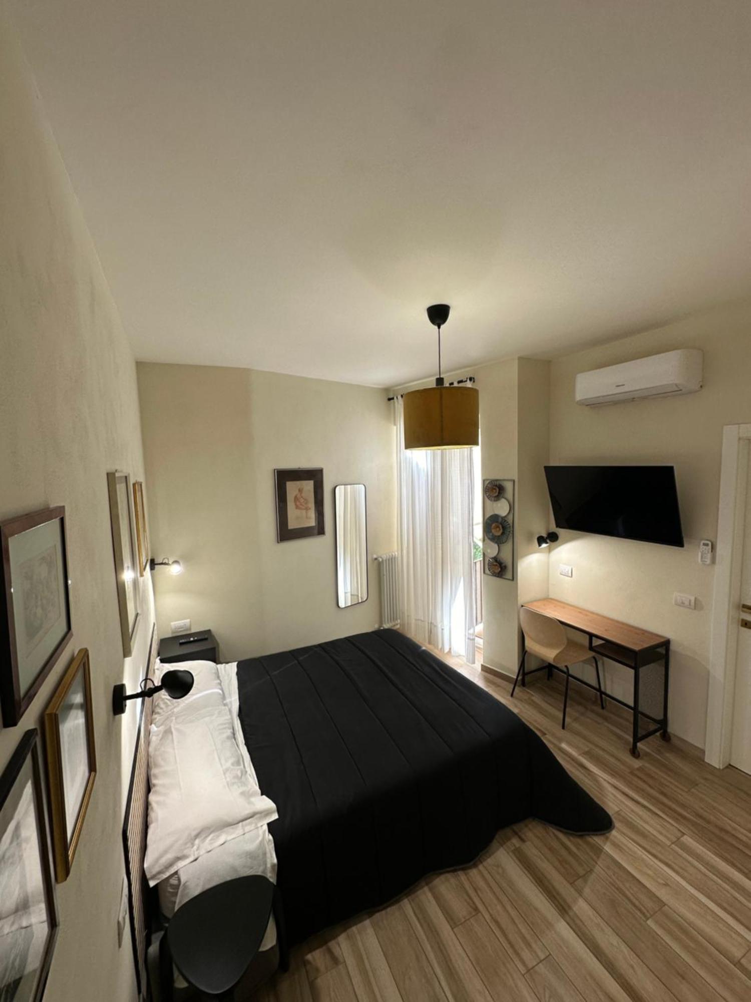 B&B Ciruzzo เนเปิลส์ ภายนอก รูปภาพ